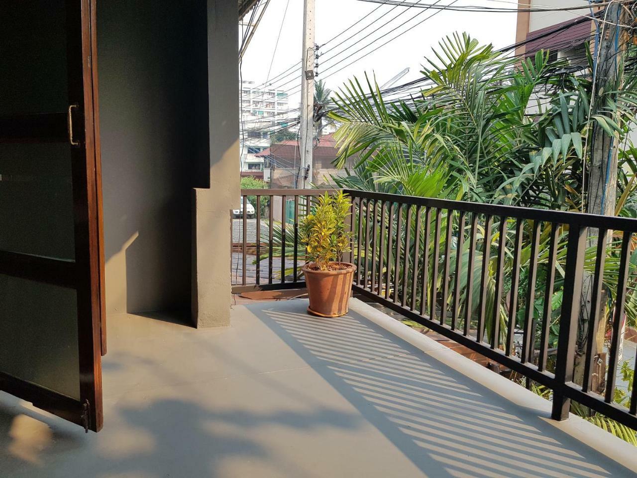 Piyanattha House Vila Chiang Mai Exterior foto